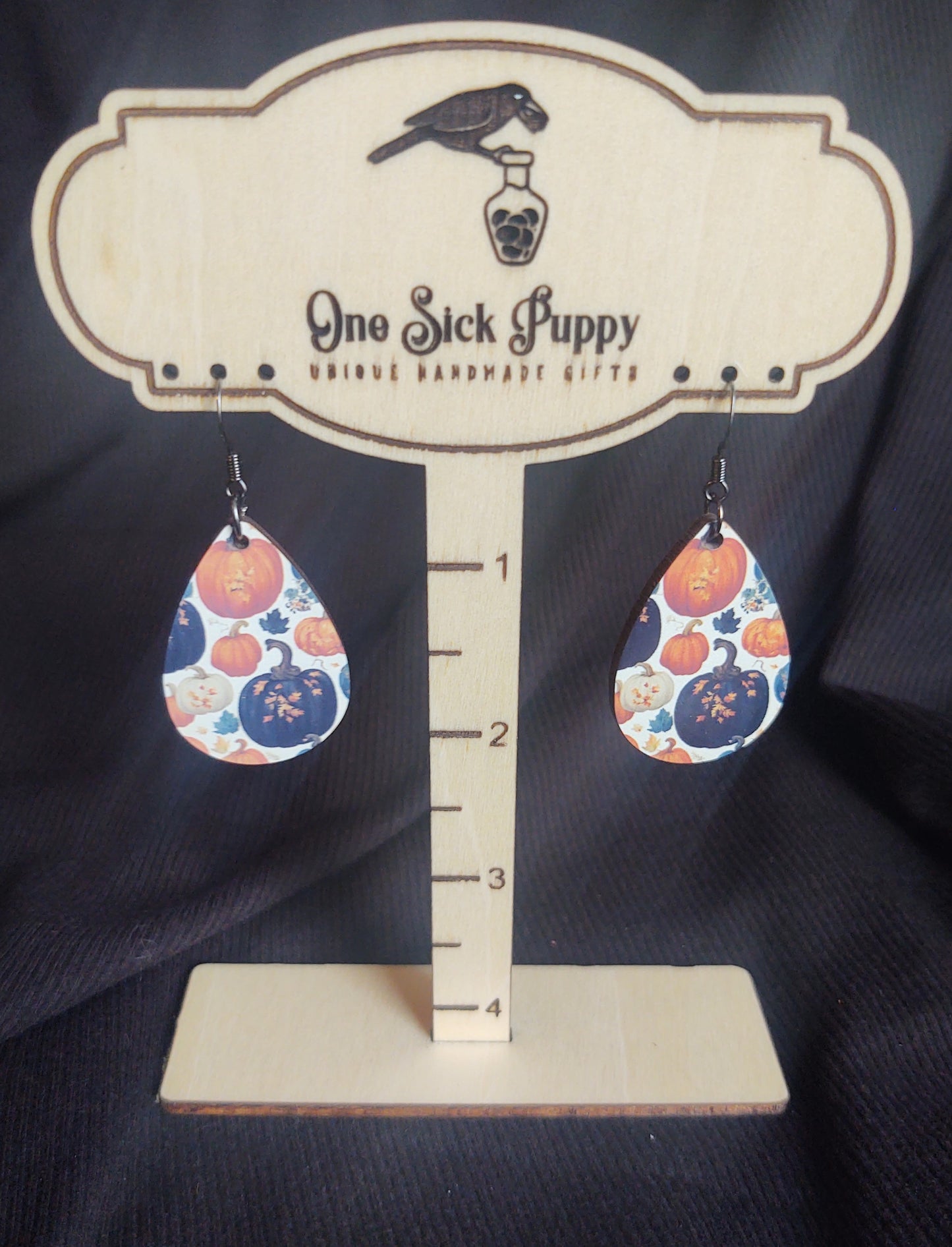Wooden Multi Pumpkin Dangles