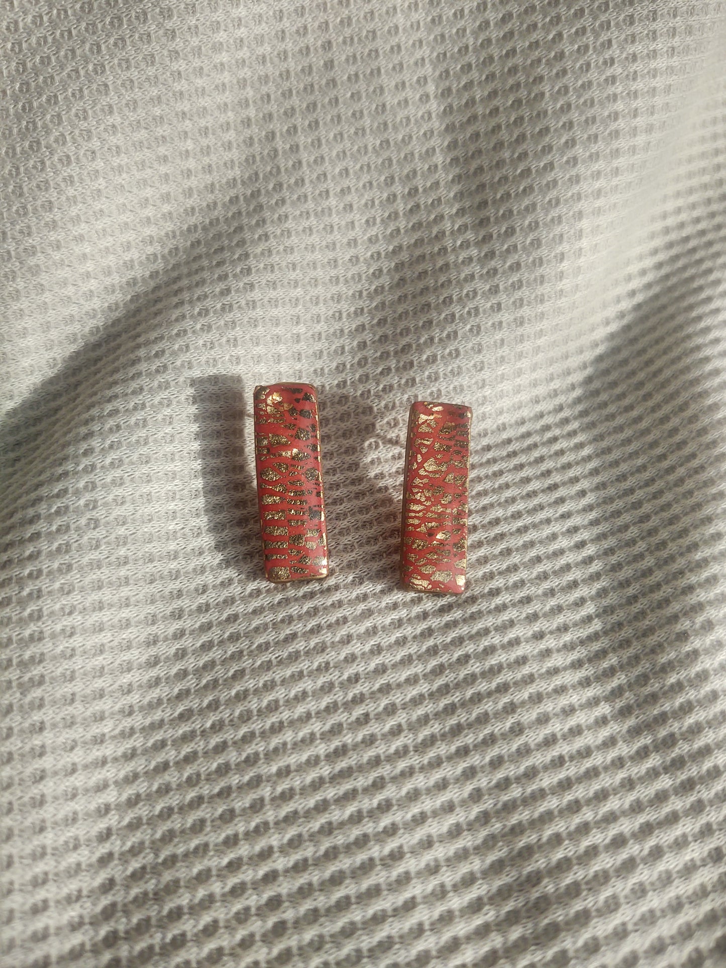 Crackle Bar Studs