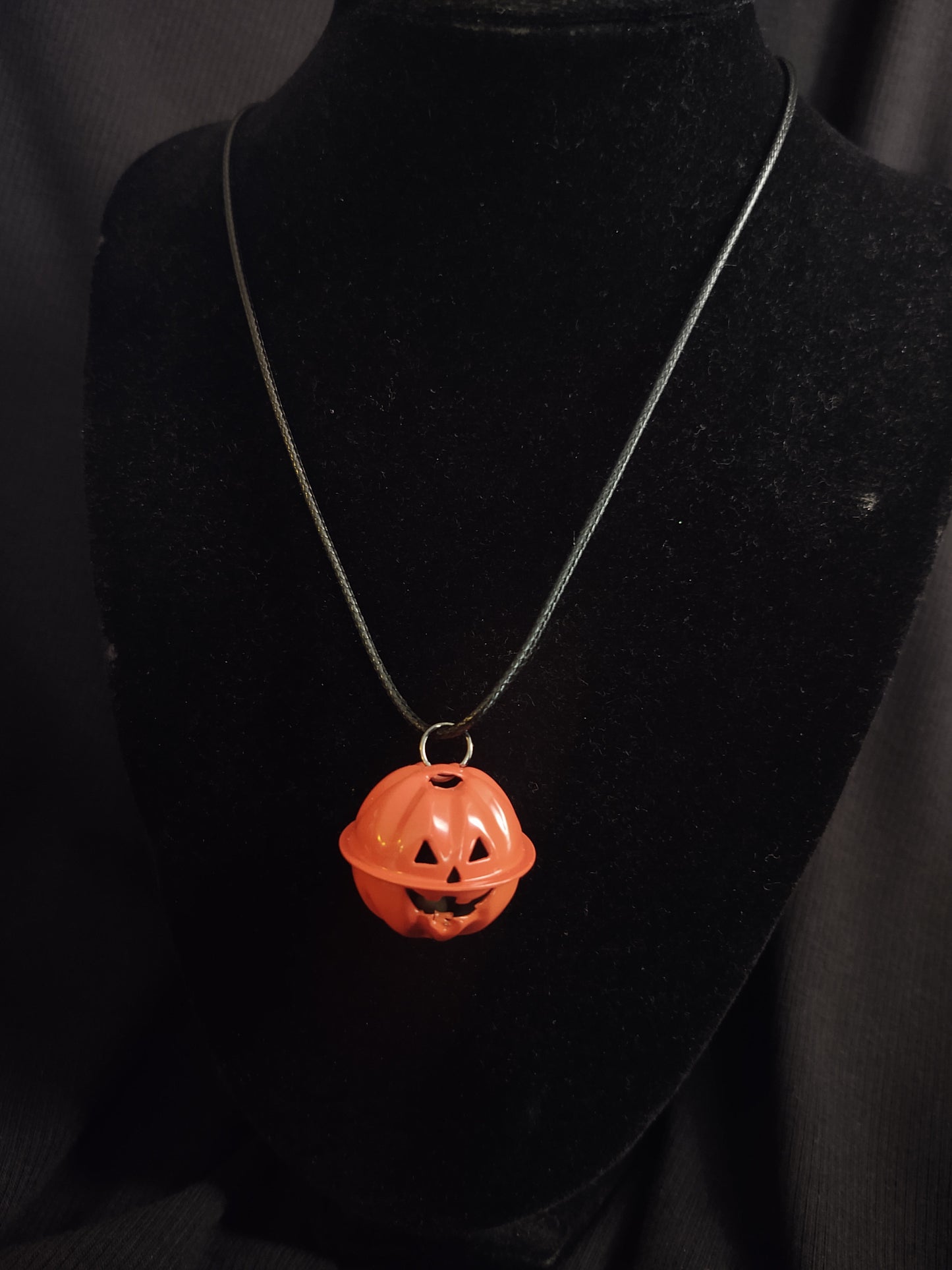 Jack-o-lantern Slaybell Necklace