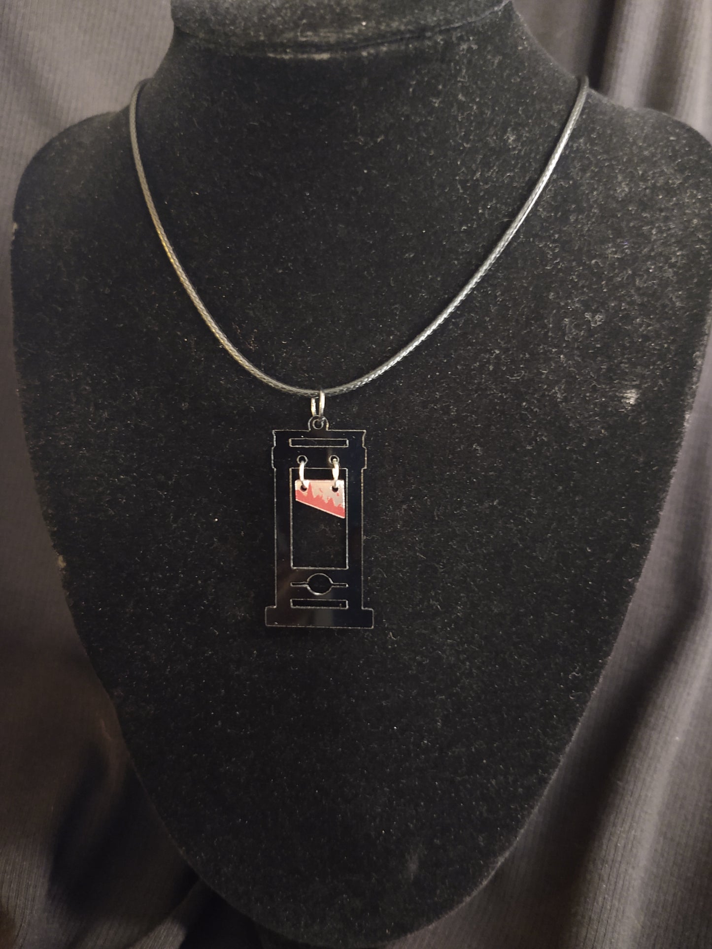 Guillotine Necklace