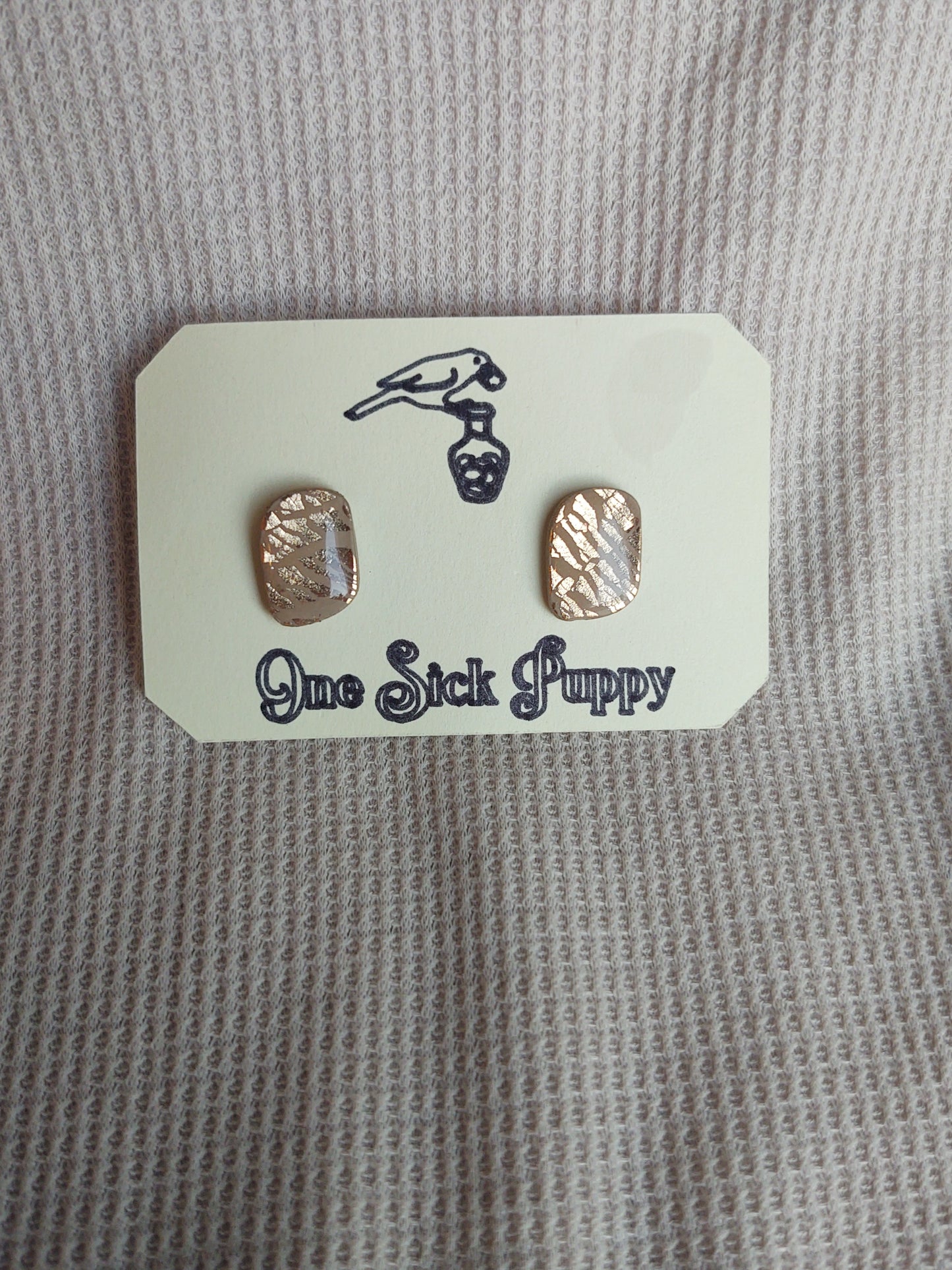 Oblong Taupe and Gold Crackle Studs