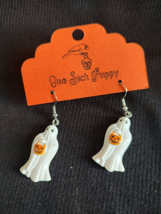 Trick or Treating Ghost