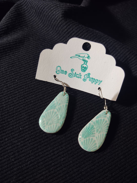 Shell Drop earrings