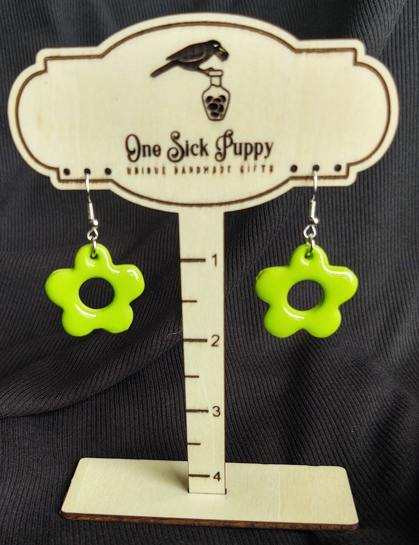 Retro Flower Dangle Earrings