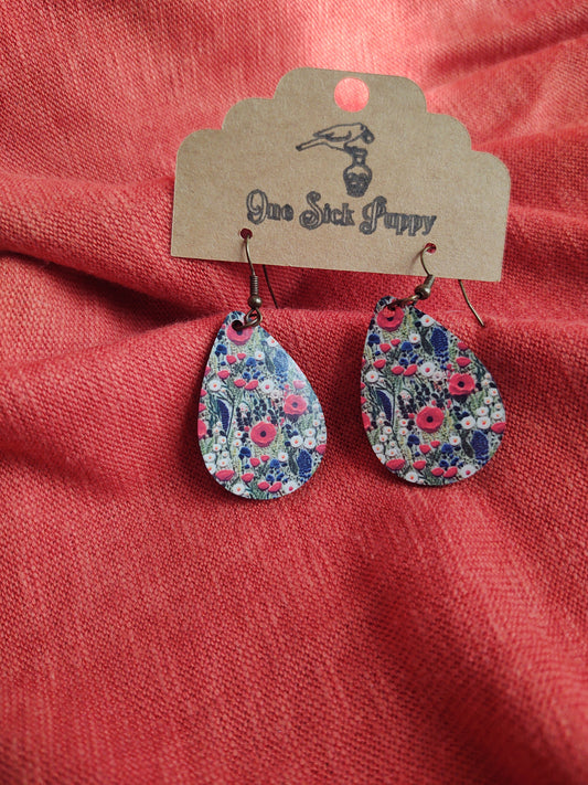 Patriotic Floral Dangle Earrings