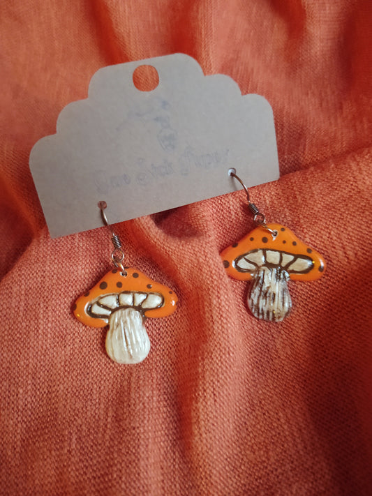 70s Mushroom Dangle Earrings
