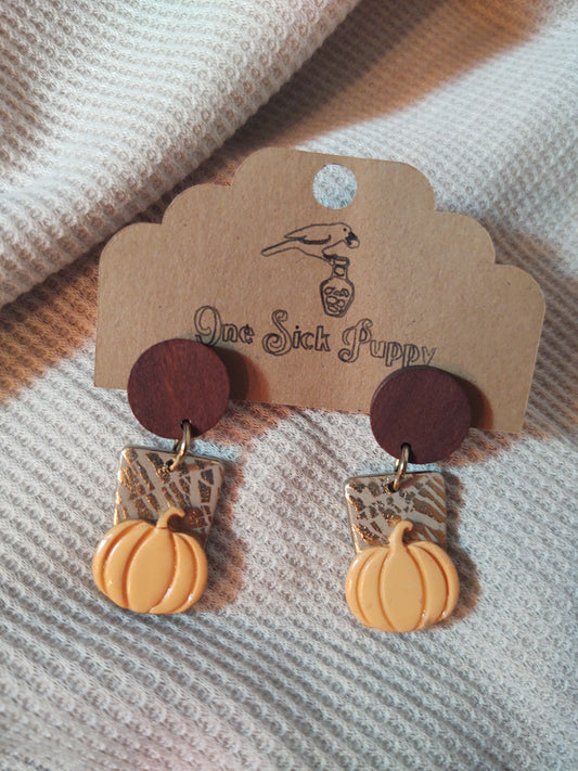 Basic Latte Stud Earrings
