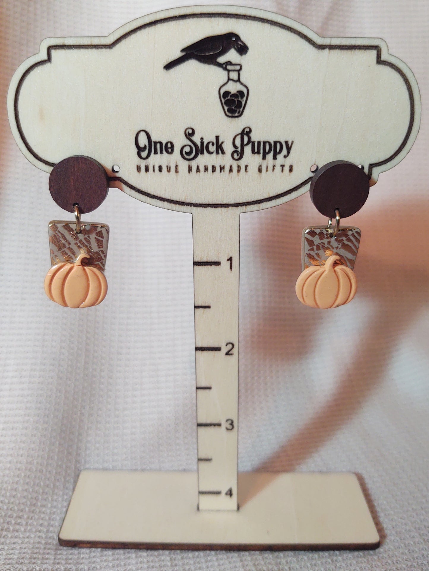 Basic Latte Stud Earrings