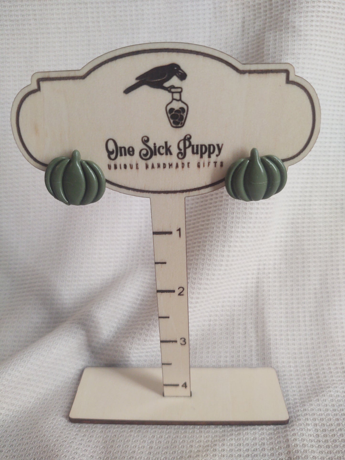 Large Olive Pumpkin Studs