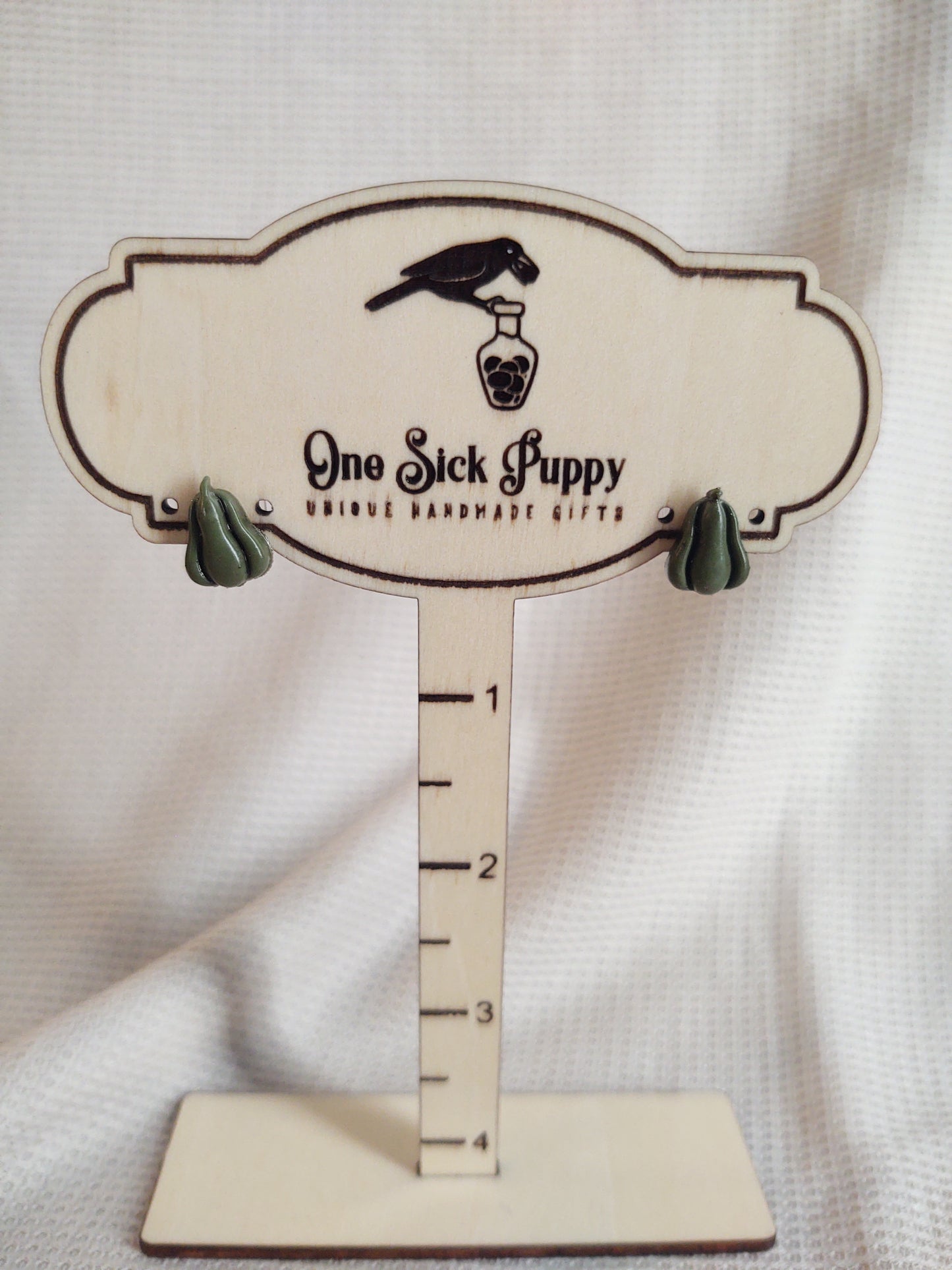 Olive Gourd Studs