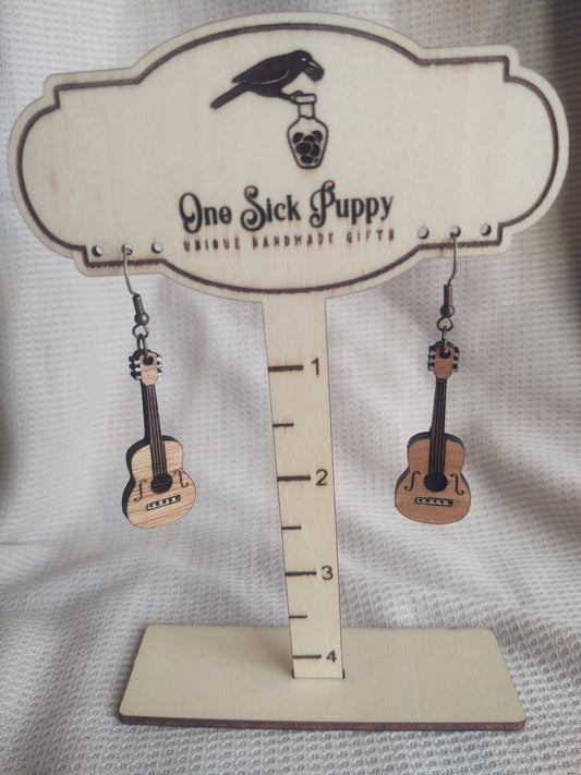 Acoustic Guitar Dangles